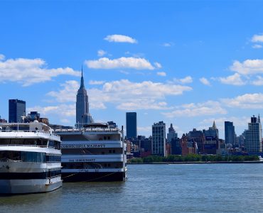 Dinner cruises new york