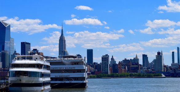 Dinner cruises new york